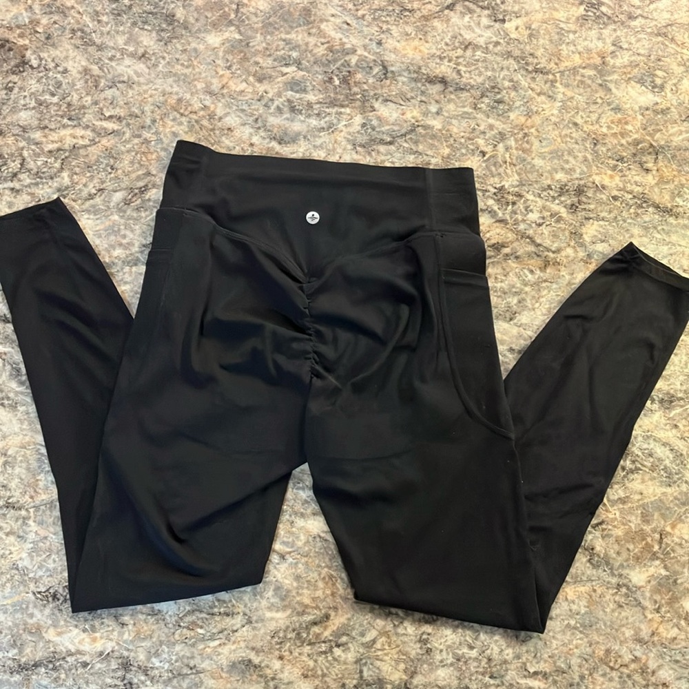 Halara Black, High Waisted, Butt Lifting, Tummy Control Leggings